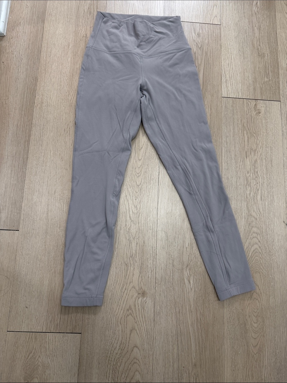 Lululemon Align HR pant- gray- size 4